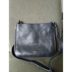 FOSSIL "Preston" Black Pebbled Leather Expandable Crossbody Bag #ZB5874 euc